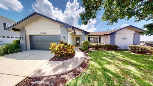 7923 Ridge Pointe Dr E, Lakeland, FL, 33810-4463 | Card Image