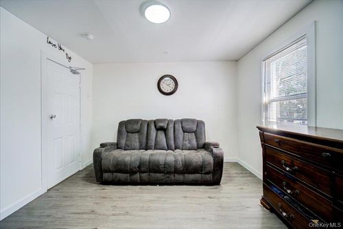 20-1256 North Avenue, Beacon, NY, 12508 | Card Image