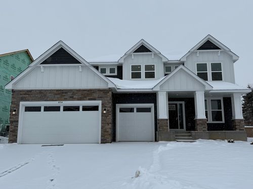 8704 Periwinkle Blvd, Woodbury, MN, 55129-6406 | Card Image