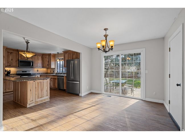 1524 Sw 44 Th St, House other with 4 bedrooms, 3 bathrooms and 2 parking in Pendleton OR | Image 11