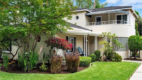 2105 N Heliotrope Dr, Santa Ana, CA, 92706 | Card Image