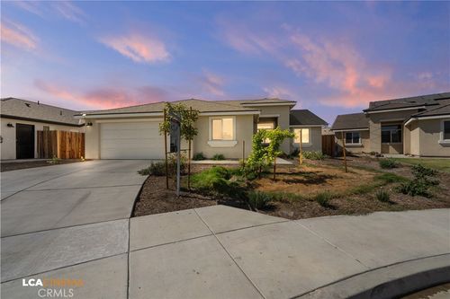 7310 Millers Point Ln, Bakersfield, CA, 93307-2448 | Card Image