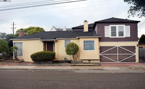 975 Pearl St, Alameda, CA, 94501-6364 | Card Image