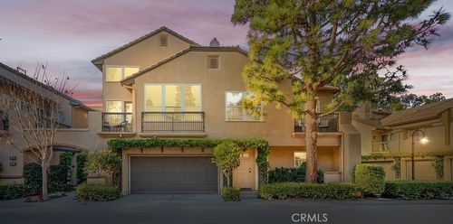 17 Auvergne, Newport Coast, CA, 92657-1028 | Card Image