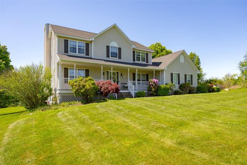 100 Meadow Ridge Ln, Lagrangeville, NY, 12540-5260 | Card Image
