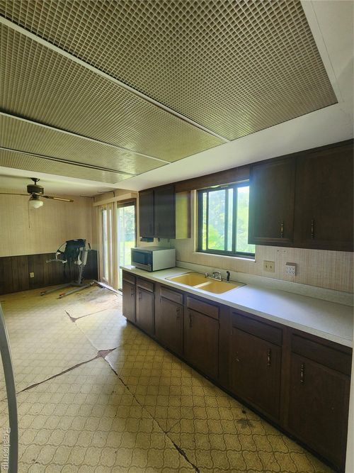 5215 Schlaud Rd, North Branch, MI, 48461-8403 | Card Image