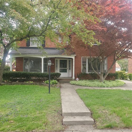 16214 Shaftsbury Ave, Detroit, MI, 48219-4052 | Card Image