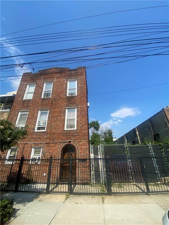 Hendrix St, Brooklyn, NY 11207