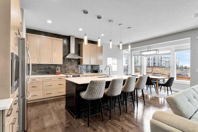 15 Sage Bank Court Nw, Home with 6 bedrooms, 3 bathrooms and 4 parking in Calgary AB | Image 12