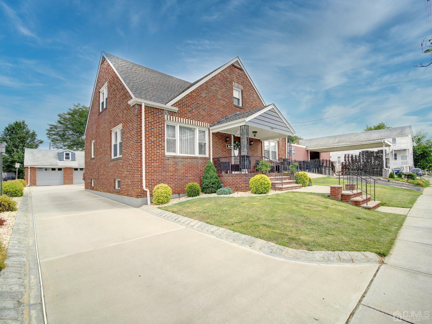 Reid St, South River, NJ 08882