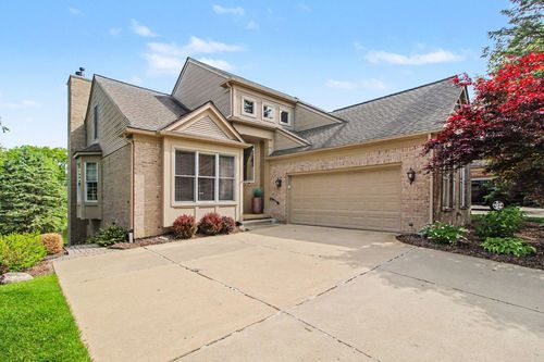 51221 Northview, Plymouth, MI, 48170-5170 | Card Image