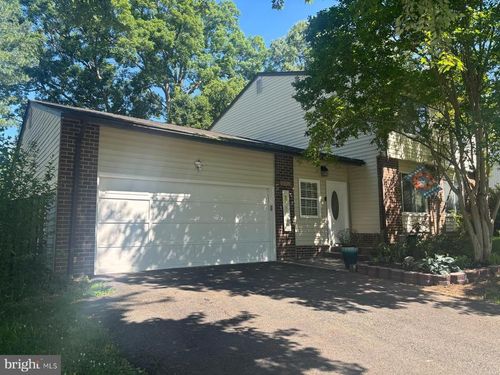 6820 Vantage Dr, ALEXANDRIA, VA, 22306-1242 | Card Image