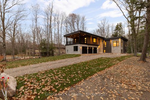 17 Staglir Dr, Tiny, ON, L9M0H2 | Card Image