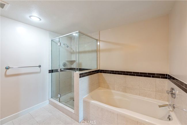 603 - 3141 Michelson Dr, Condo with 2 bedrooms, 2 bathrooms and 2 parking in Irvine CA | Image 27