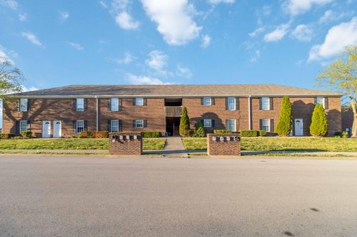 2021 Willow Dr, Richmond, KY, 40475 | Card Image