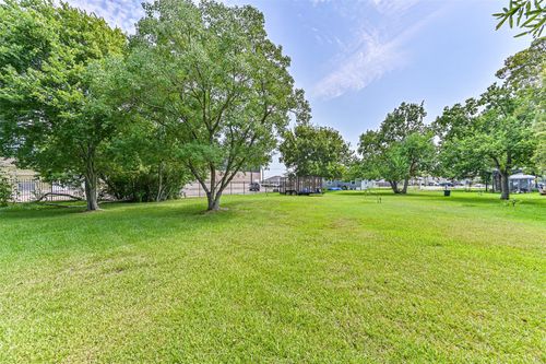 1400 S Broadway St, La Porte, TX, 77571-5308 | Card Image