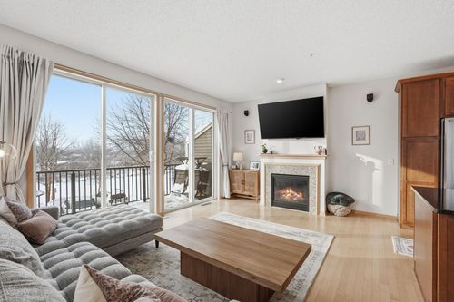 unit-1-4605 Victor Path, Hugo, MN, 55038-6029 | Card Image