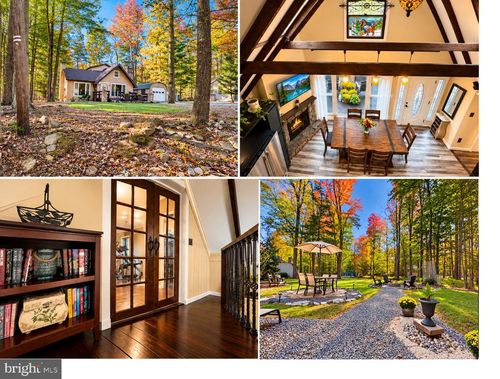 5125 Cresco Dr, Pocono Lake, PA, 18347-8005 | Card Image