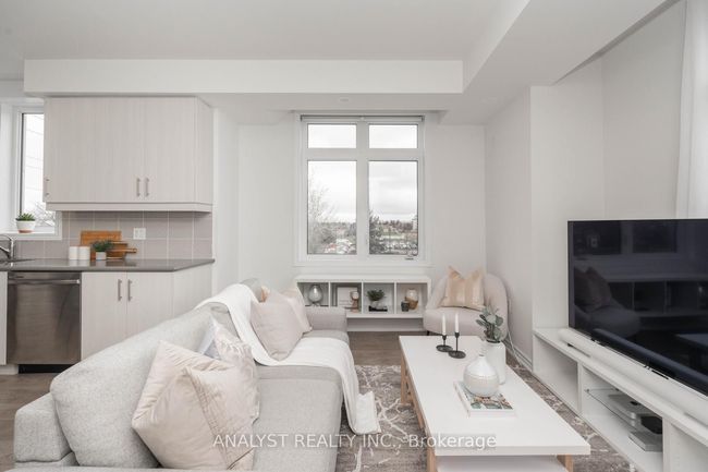 107 - 20 Halliford Pl, Condo with 2 bedrooms, 2 bathrooms and 1 parking in Brampton ON | Image 12