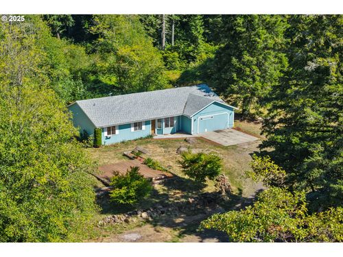 122 Winter Creek Rd, Stevenson, WA, 98648-6156 | Card Image