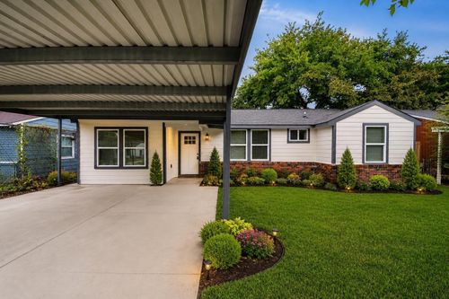 10521 Chesterfield Dr, Houston, TX, 77051-4235 | Card Image