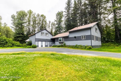 32470 Moat Way, Seward, AK, 99664-9641 | Card Image