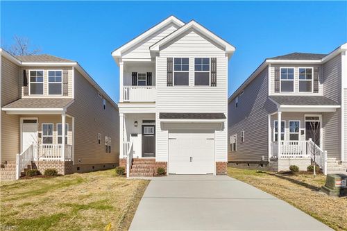 2112 High St, Portsmouth, VA, 23704-3014 | Card Image