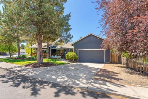 2975 Ne Oakley Ct, Bend, OR, 97701-5900 | Card Image
