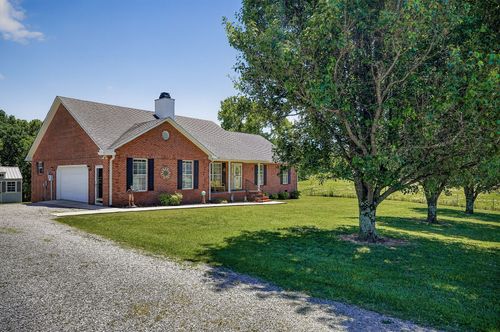 3215 Banks Pisgah Rd, Smithville, TN, 37166-6278 | Card Image
