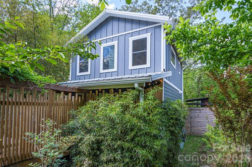 149 State St, Asheville, NC, 28806-3341 | Card Image