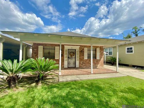 921 Camelia Ave, Baton Rouge, LA, 70806-6657 | Card Image
