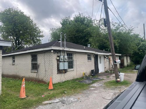 5118 Mallow St, Houston, TX, 77033-3942 | Card Image