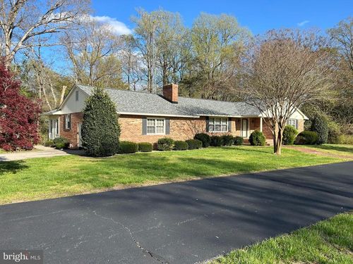 5489 Cedar Neck Rd, MILFORD, DE, 19963-4137 | Card Image