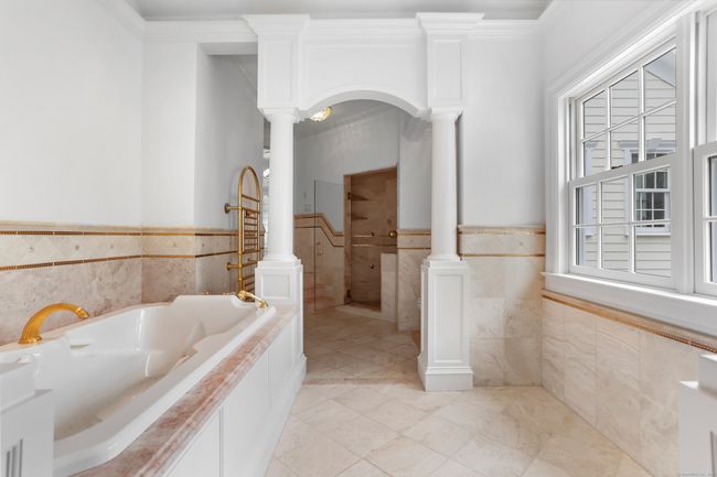 Primary Bath 2 - Main House | Image 23