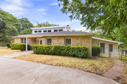 6049 W Red Bird Ln, Dallas, TX, 75236-1751 | Card Image