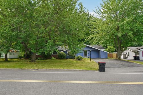 237 Hovenden Ave, Brockton, MA, 02302 | Card Image