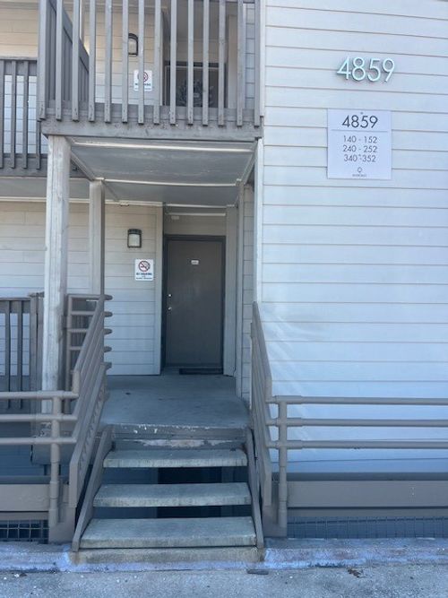apt-240-4859 Cedar Springs Rd, Dallas, TX, 75219-1215 | Card Image