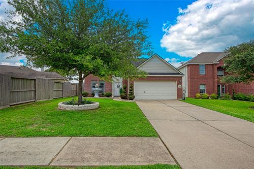2055 Midlane Dr, Conroe, TX, 77301-4685 | Card Image