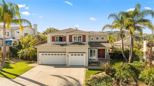 964 Corto, Simi Valley, CA, 93065 | Card Image
