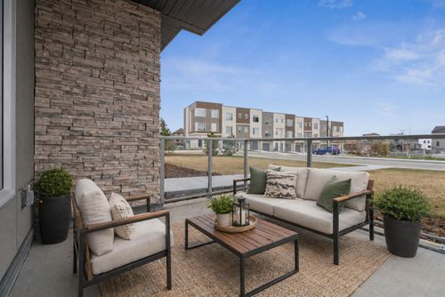 103-655 Shawnee Sq Sw, Calgary, AB, T2Y1E3 | Card Image