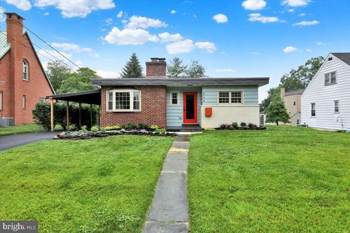 564 Poplar St, COLUMBIA, PA, 17512-2124 | Card Image