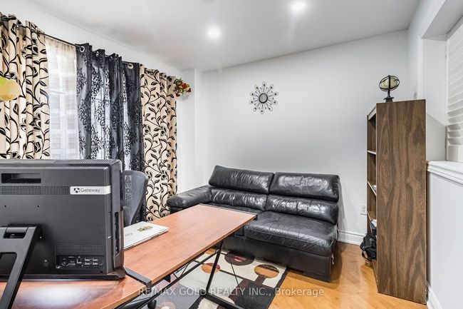 324 Van Kirk Dr, House other with 6 bedrooms, 5 bathrooms and 4 parking in Brampton ON | Image 5