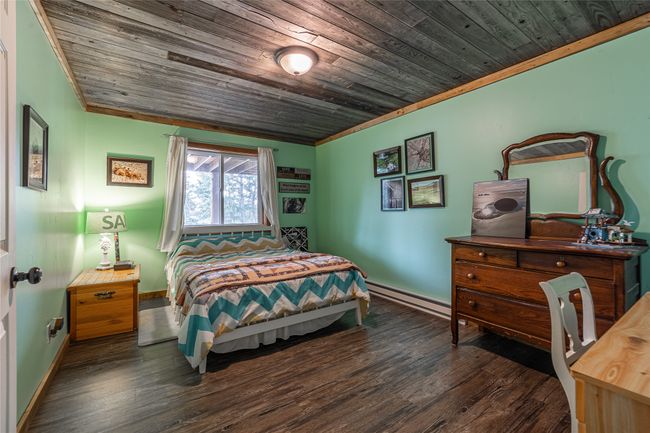 South side- lower level bedroom 1 | Image 60