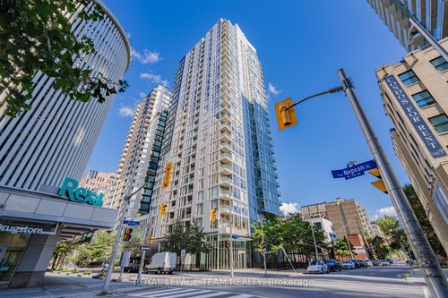 2302-179 Metcalfe St, Ottawa, ON, K2P0W1 | Card Image