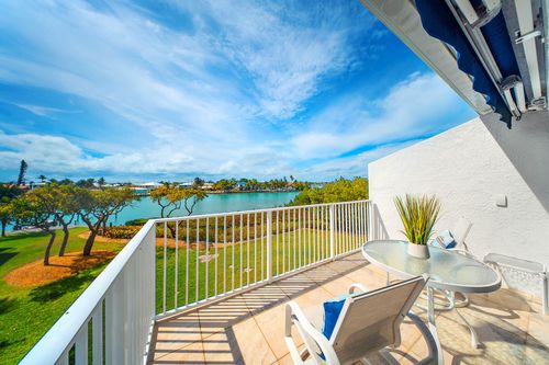 apt-4c-95 Coco Plum Dr, Marathon, FL, 33050-4018 | Card Image