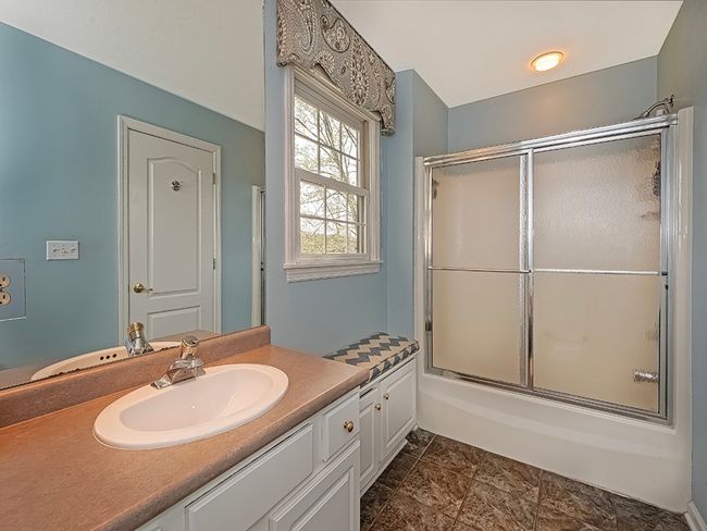 5023 Northfield Dr, House other with 3 bedrooms, 4 bathrooms and 3 parking in Gibsonia PA | Image 19
