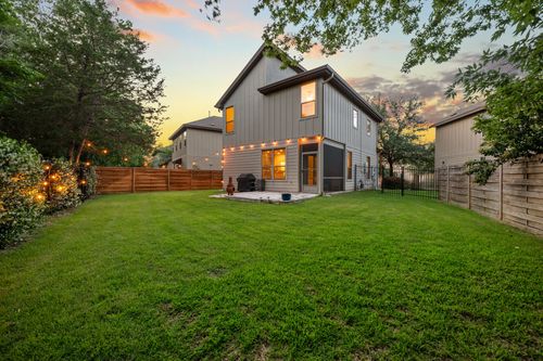 19-2101 Rivers Edge Way, Austin, TX, 78741-3365 | Card Image