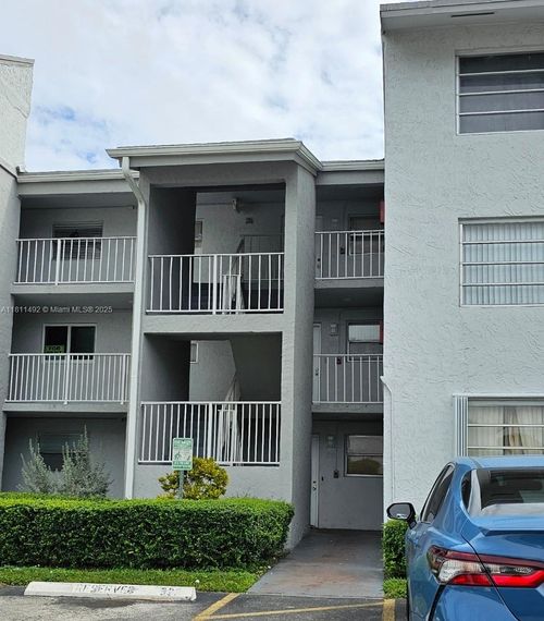apt-321-8475 Sw 156th Ct, Miami, FL, 33193-1299 | Card Image