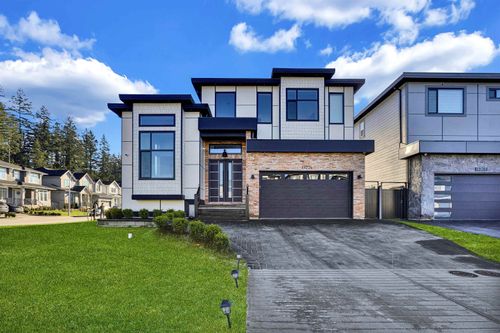 19774 33 Ave, Langley, BC, V3A0N9 | Card Image