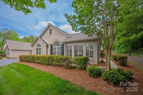 2704 Polo Club Blvd, Matthews, NC, 28105-8911 | Card Image